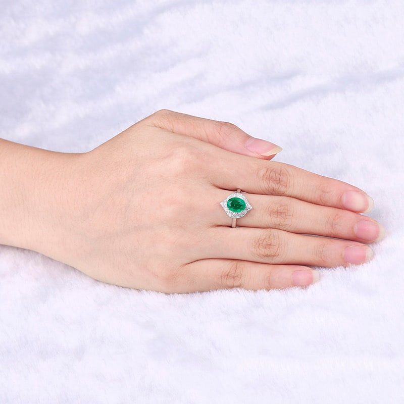 14k Gold 2.02 Ctw Vivid Green Natural Emerald & Diamond Ring - 3