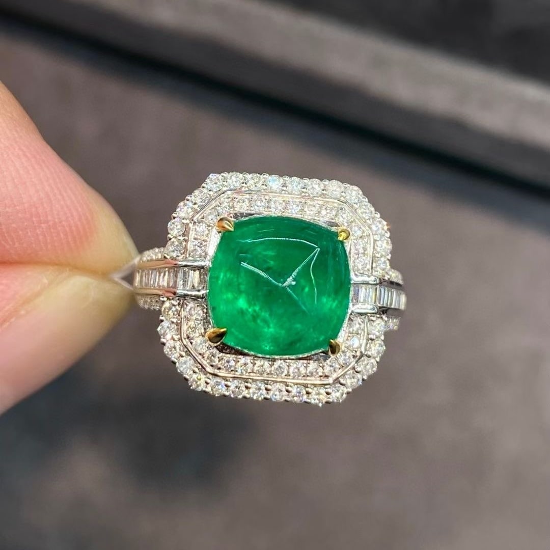 14k Gold 4.48 Ctw Vivid Green Natural Emerald & Diamond Ring - 5