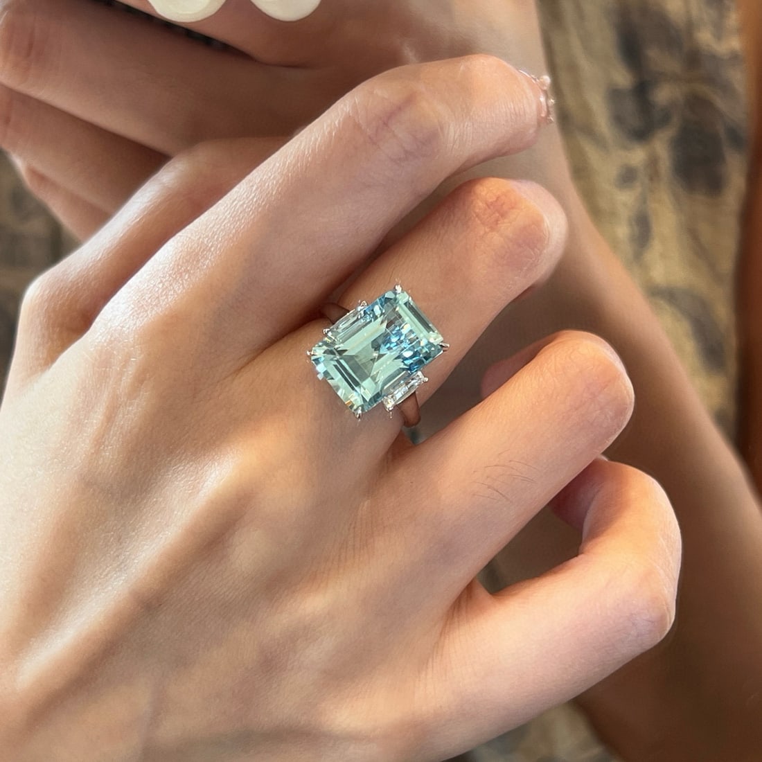 14k Gold 7.64 Ctw Natural Aquamarine & Topaz Ring - 3