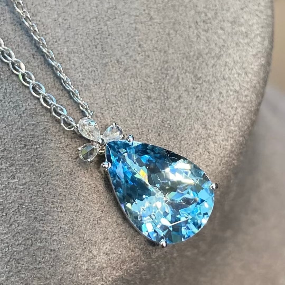 14k Gold 2.94 Ct Natural Aquamarine & Diamond Necklace - 2