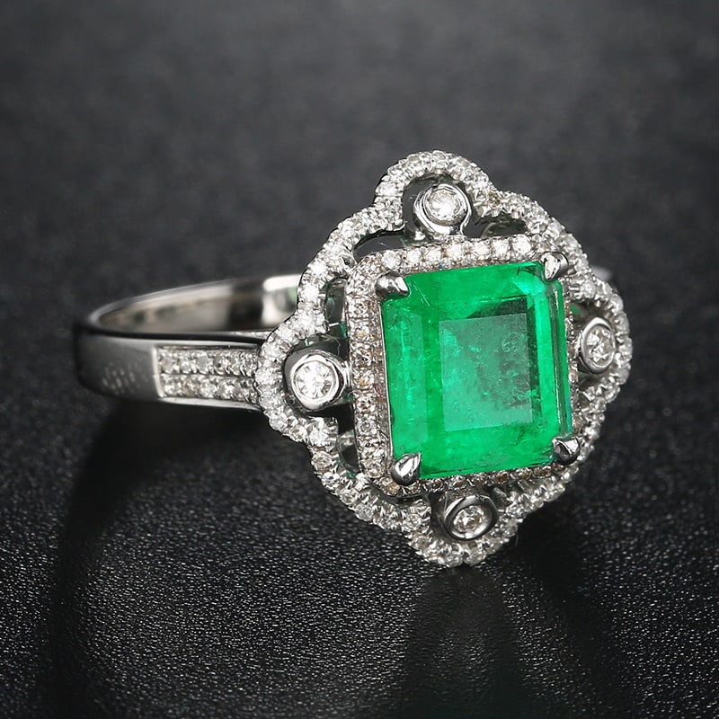14k Gold 1.8 Ct Vivid Green Natural Emerald & Diamond Ring - 2