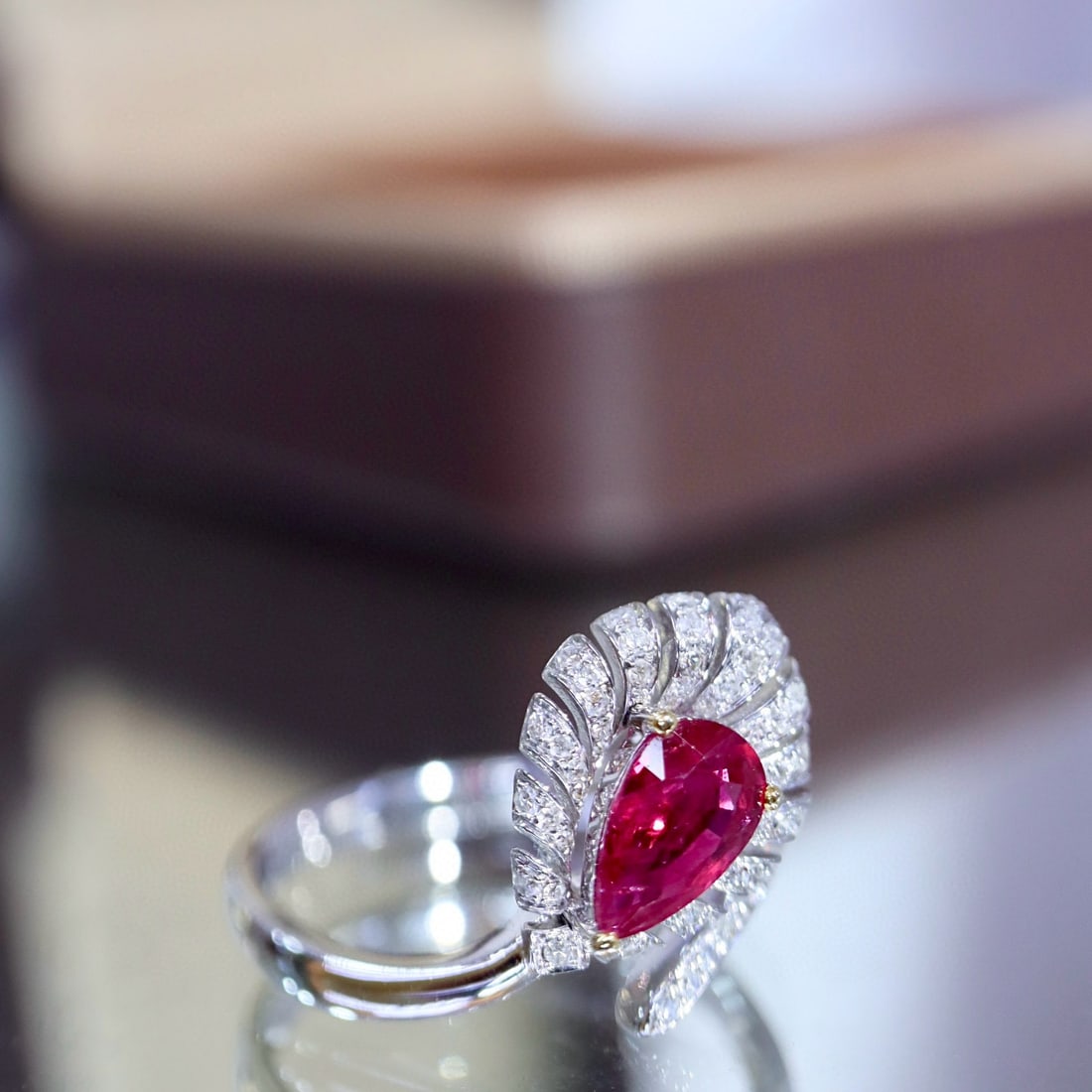 14k Gold 0.98 Ctw Natural Ruby & Diamond Ring - 3