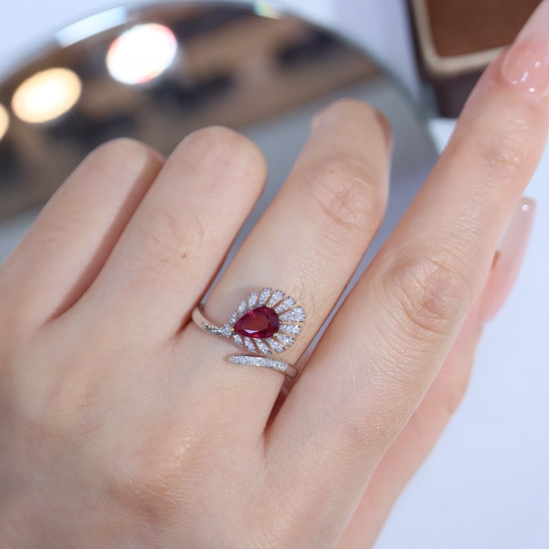 14k Gold 0.98 Ctw Natural Ruby & Diamond Ring - 4