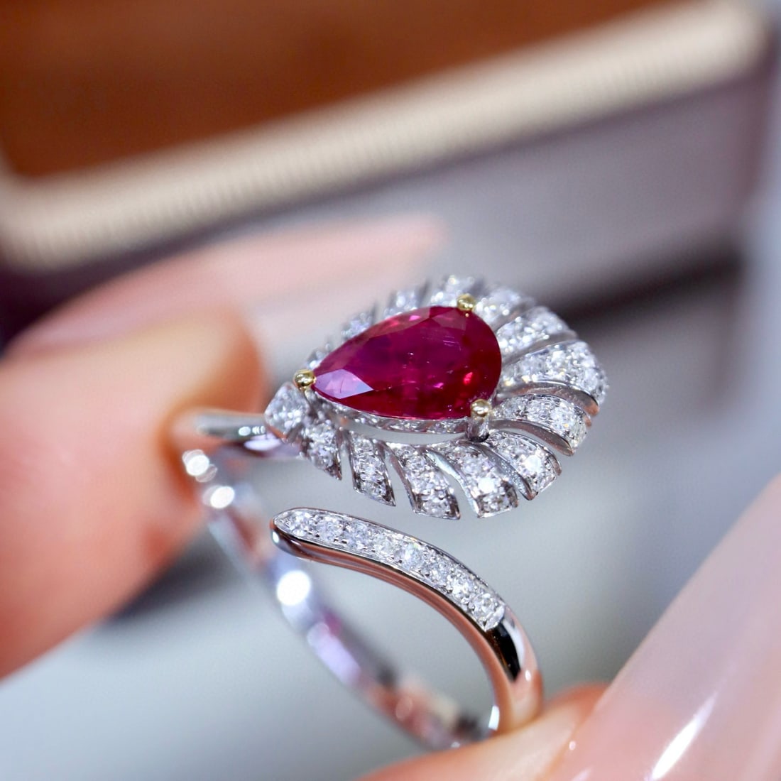 14k Gold 0.98 Ctw Natural Ruby & Diamond Ring - 7