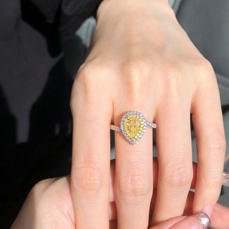 14k Gold 1.00 Ct Natural Yellow Diamond & Diamond Ring - 3