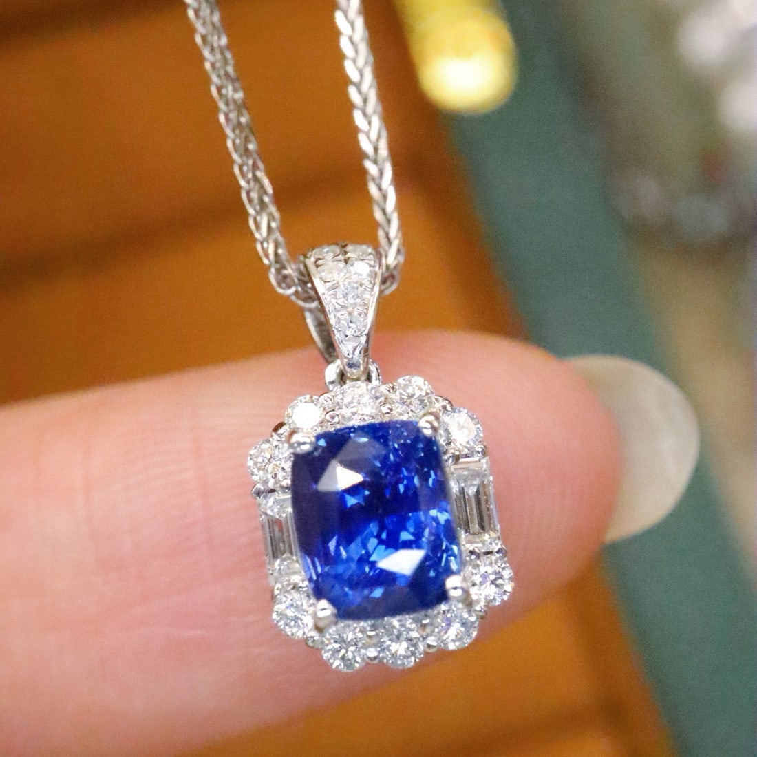 14k Gold 1.25 Ctw Natural Sapphire & Diamond Pendant( Without Chain ): Ref:231020300 // gold content:14k gold // main gemstone:sapphire // shape:cushion // carat weight:1. 02ct // color:royal blue // treatment:natural // // adjacent gemstone 2 : diamond // number of