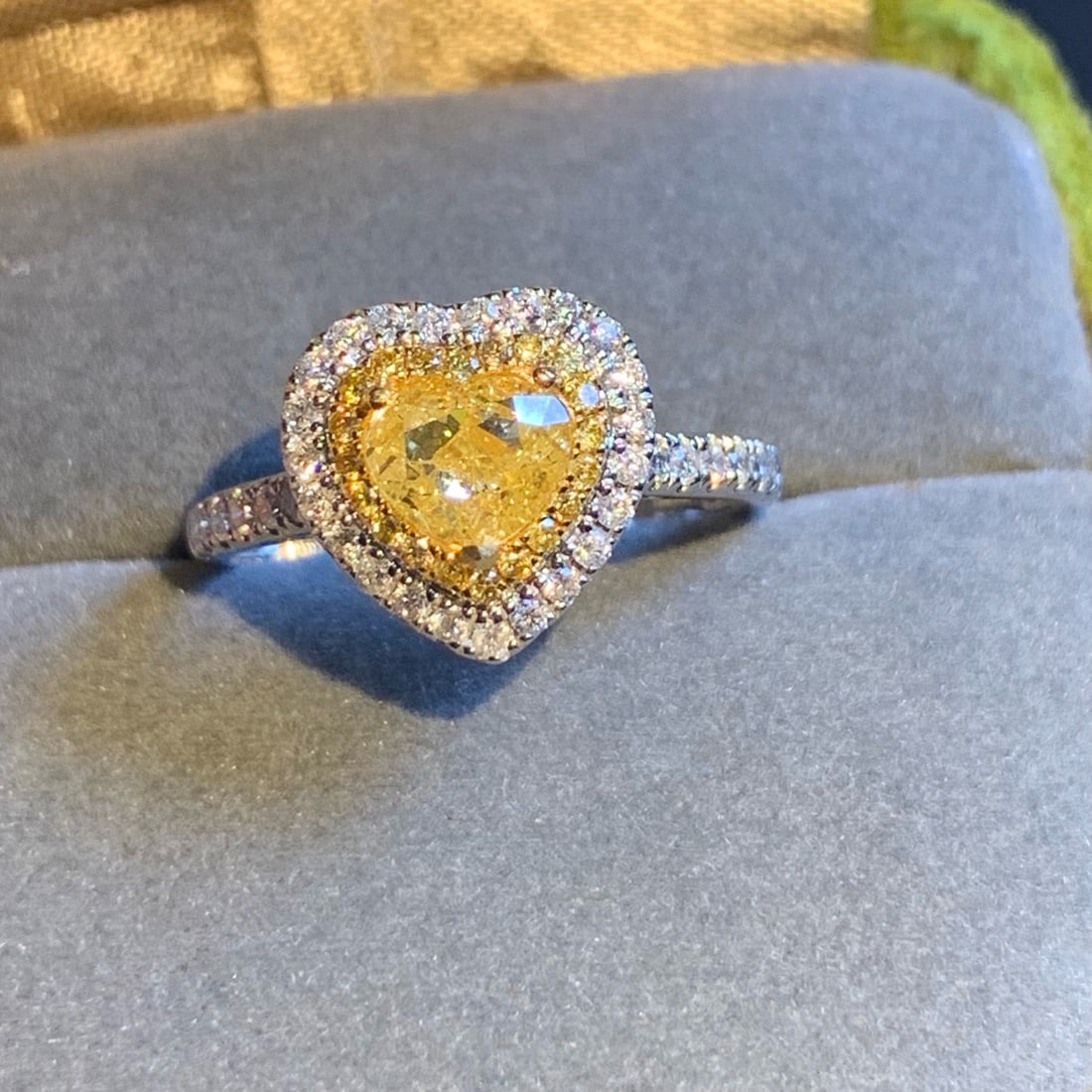 14k Gold 1.42 Ctw Natural Yellow Diamond & Diamond Ring (1 of 6)