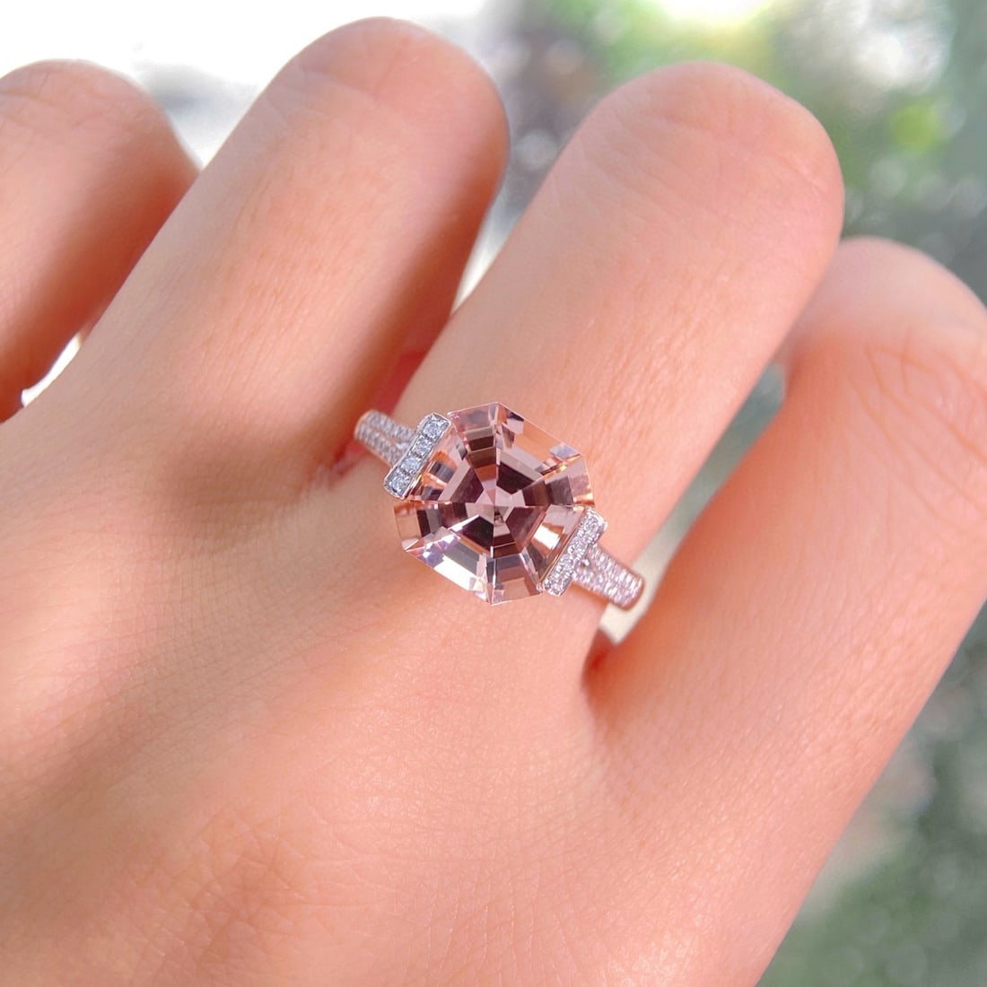 14k Gold 4.34 Ctw Natural Morganite & Diamond Ring - 2