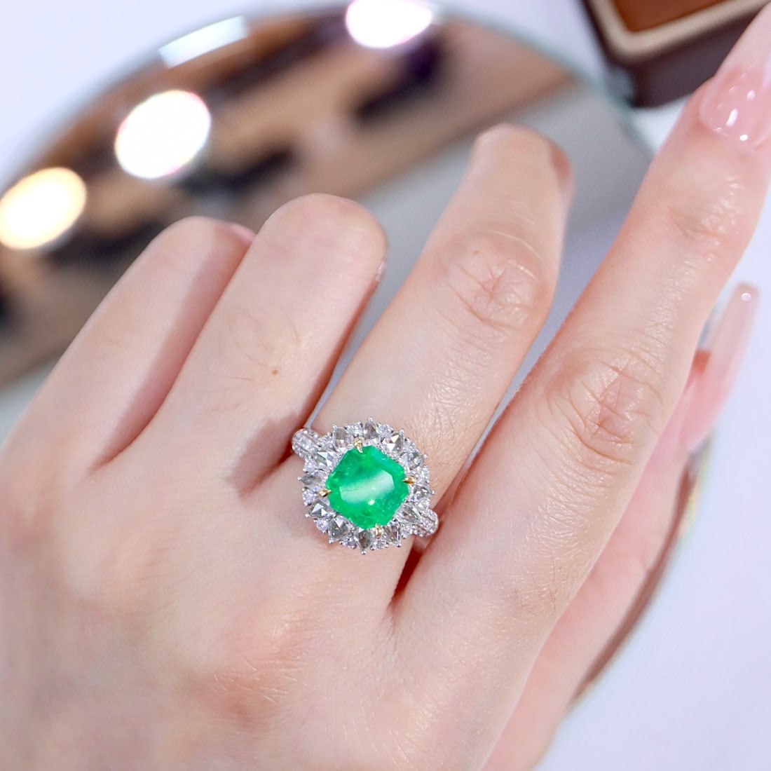 14k Gold 3.67 Ctw Natural Emerald & Diamond Ring - 7