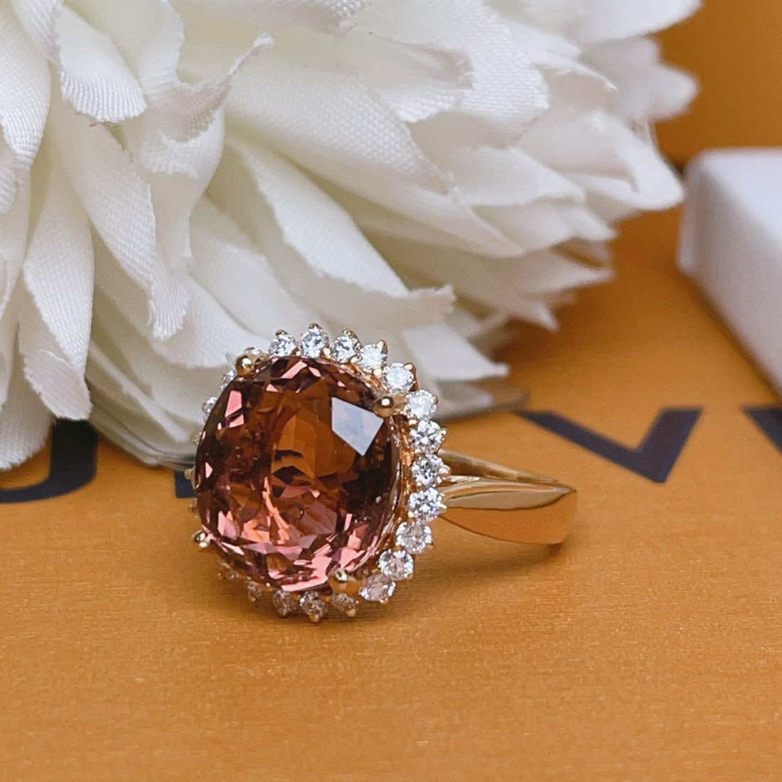 14k Gold 6.1 Ct Natural Tourmaline & Diamond Ring - 3