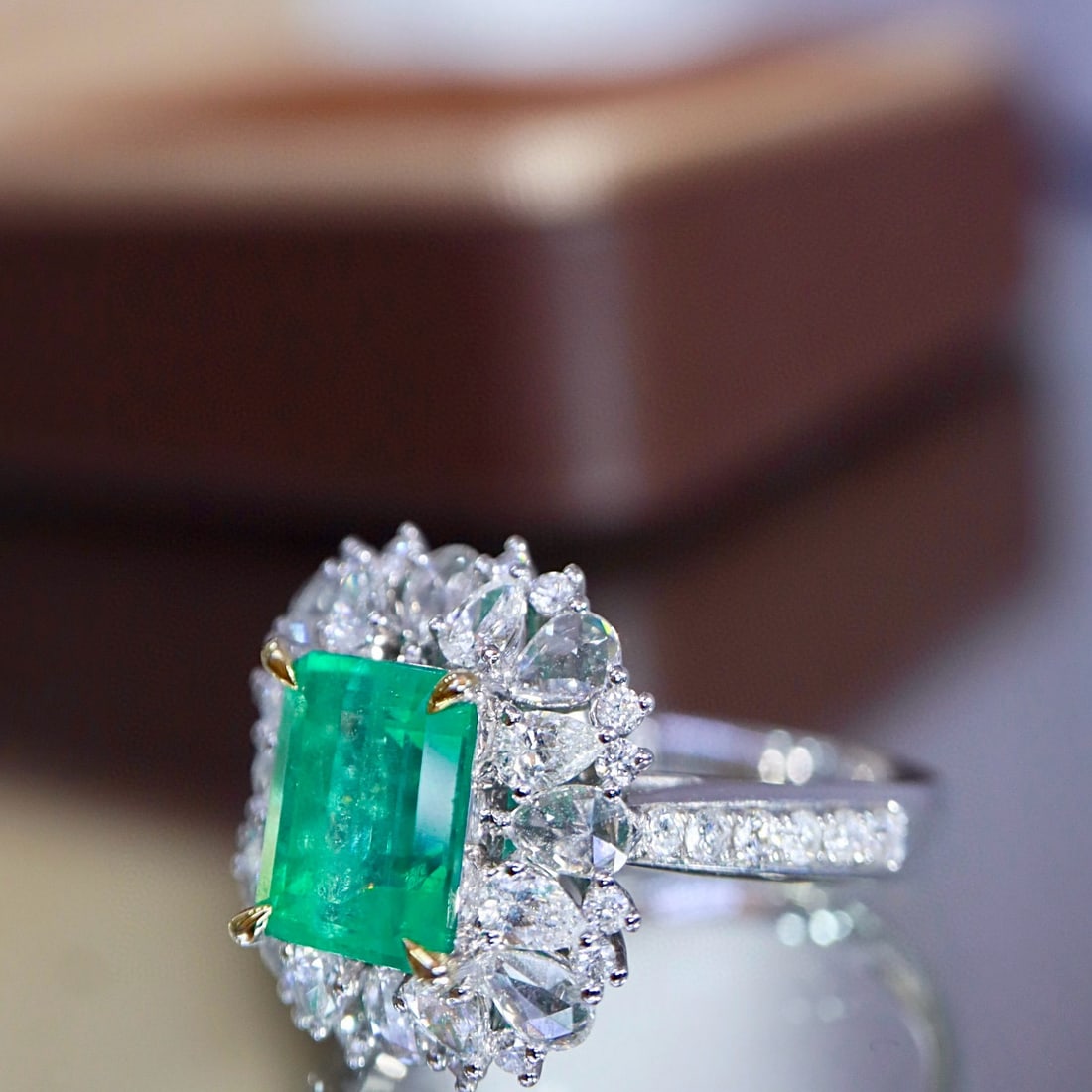 14k Gold 2.61 Ctw Natural Emerald & Diamond Ring - 2