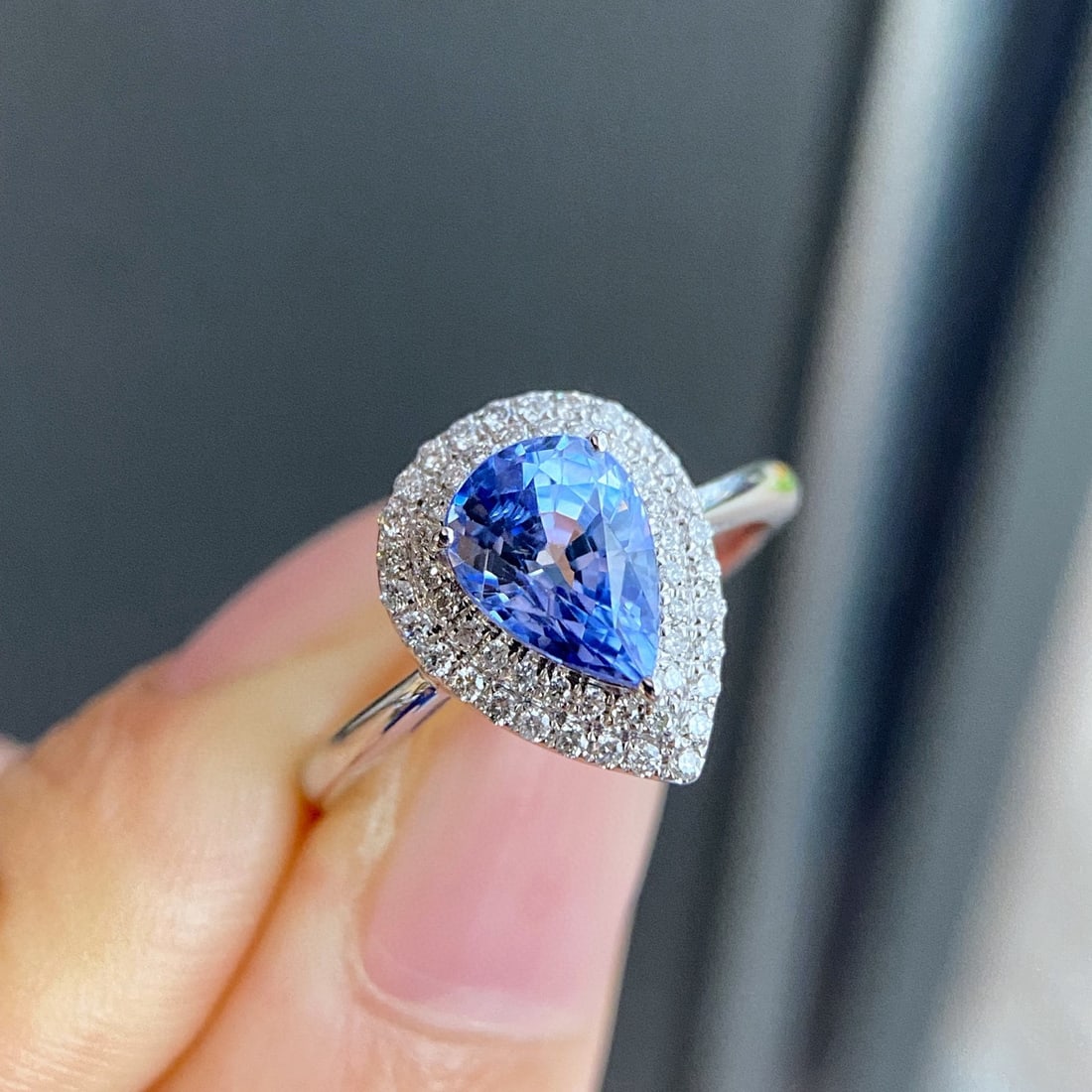14k Gold 2.09 Ctw Natural Sapphire & Diamond Ring - 3