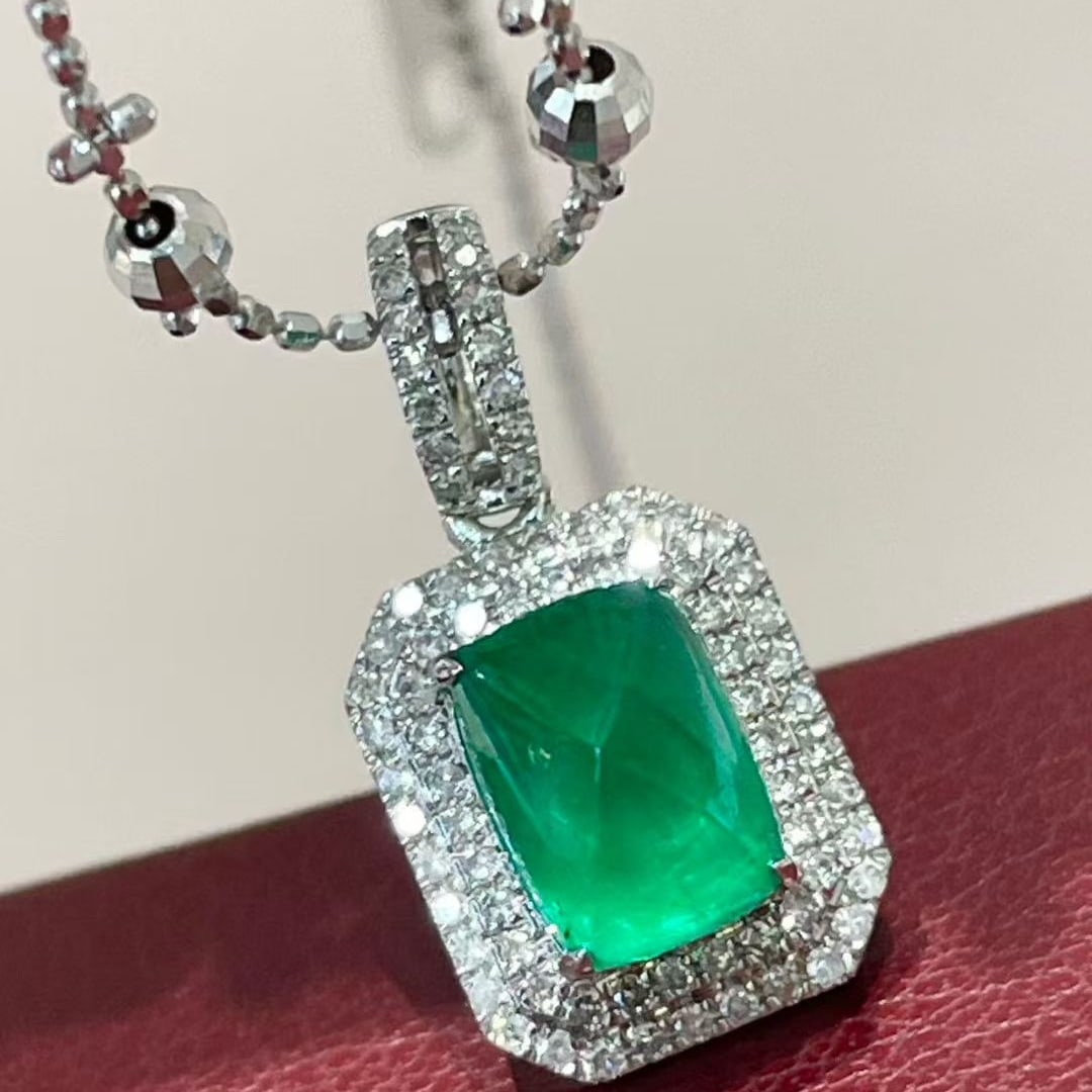 14k Gold 1.5 Ct Vivid Green Natural Emerald & Diamond Pendant( Without Chain ) - 2