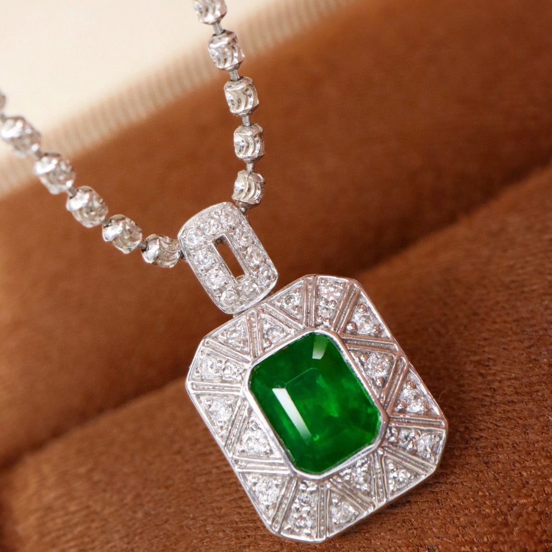 14k Gold 1.01 Ctw Vivid Green Natural Emerald & Diamond Pendant( Without Chain ) - 3