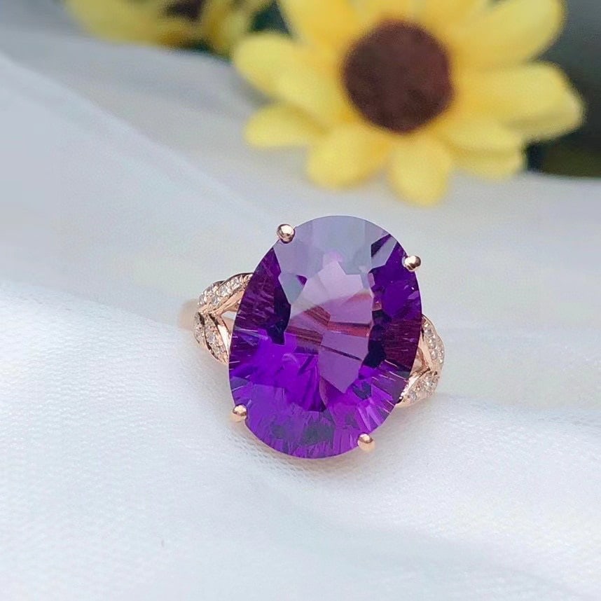 14k Gold 9.15 Ct Natural Amethyst & Diamond Ring: Ref:231020446 // gold content:14k gold // ring size:7. 25us // // main gemstone:amethyst // shape:oval // carat weight:9. 15ct // color:purple // treatment:natural // // adjacent gemstone 2 : diamond