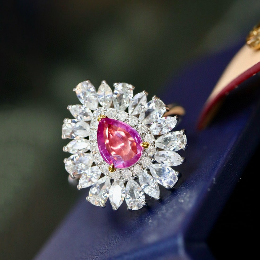 14k Gold 1.20 Ctw Natural Padparadscha Sapphire & Diamond Ring - 5