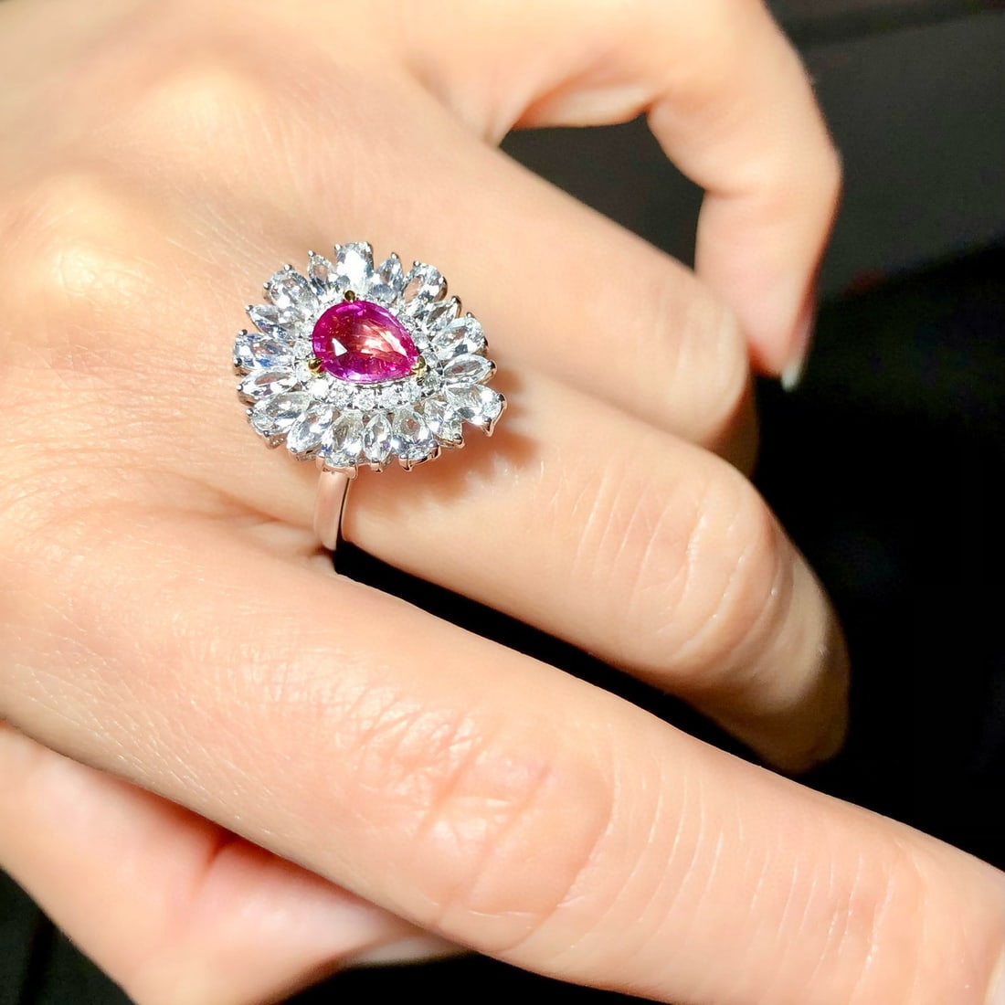 14k Gold 1.20 Ctw Natural Padparadscha Sapphire & Diamond Ring - 6