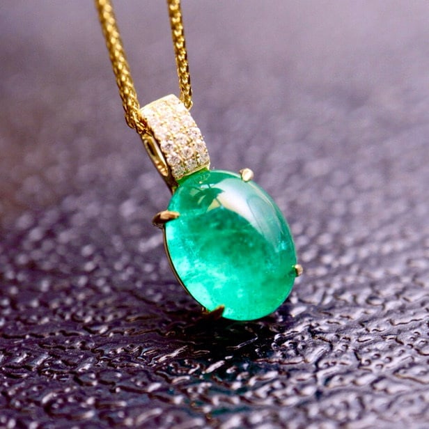 14k Gold 2.83 Ctw Natural Emerald & Diamond Necklace - 4
