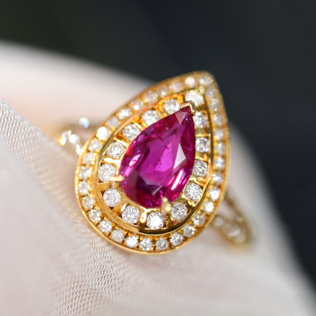 14k Gold 1.18 Ctw Natural Ruby & Diamond Ring - 3