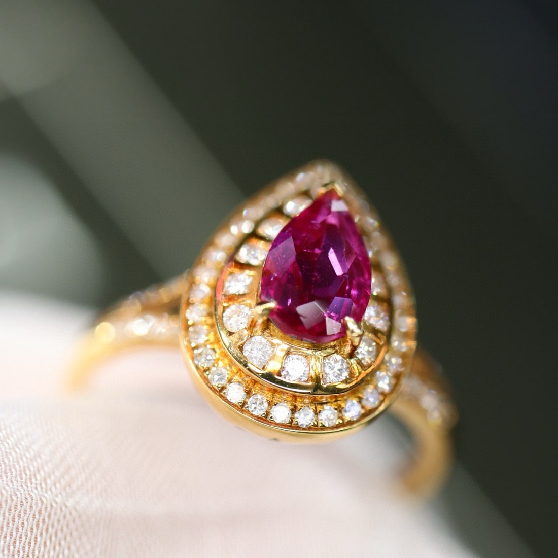 14k Gold 1.18 Ctw Natural Ruby & Diamond Ring - 4