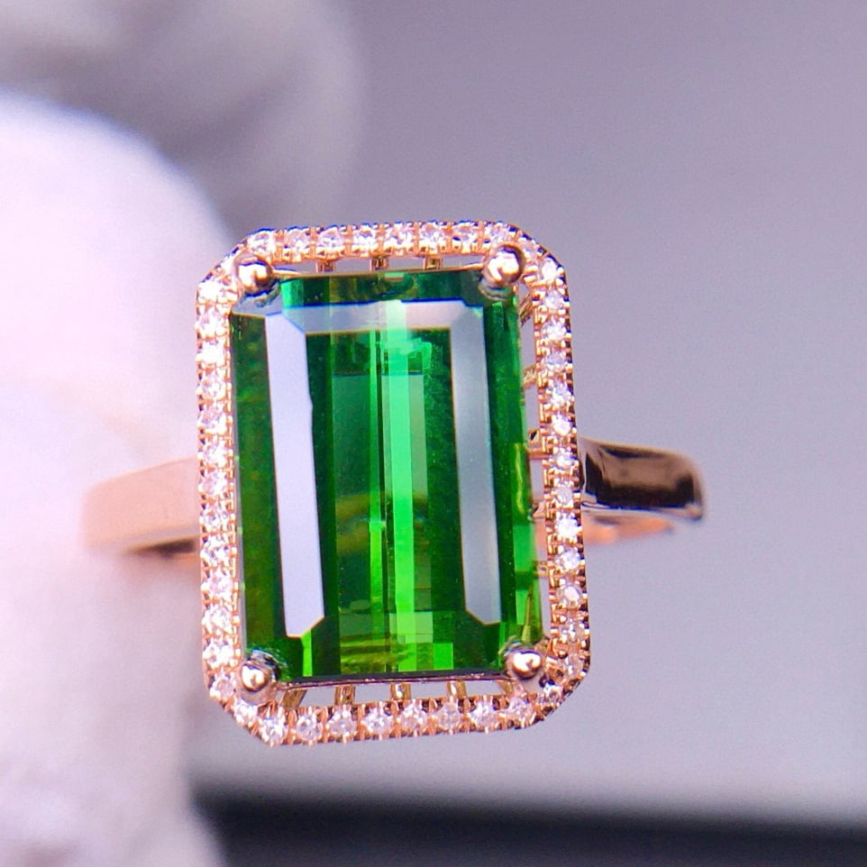 14k Gold 4.1 Ct Natural Tourmaline & Diamond Ring: Ref:231029068 // gold content:14k gold // ring size:7. 25us // // main gemstone:tourmaline // shape:octagonal // carat weight:4. 1ct // color:green // treatment:natural // // adjacent gemstone 2 :