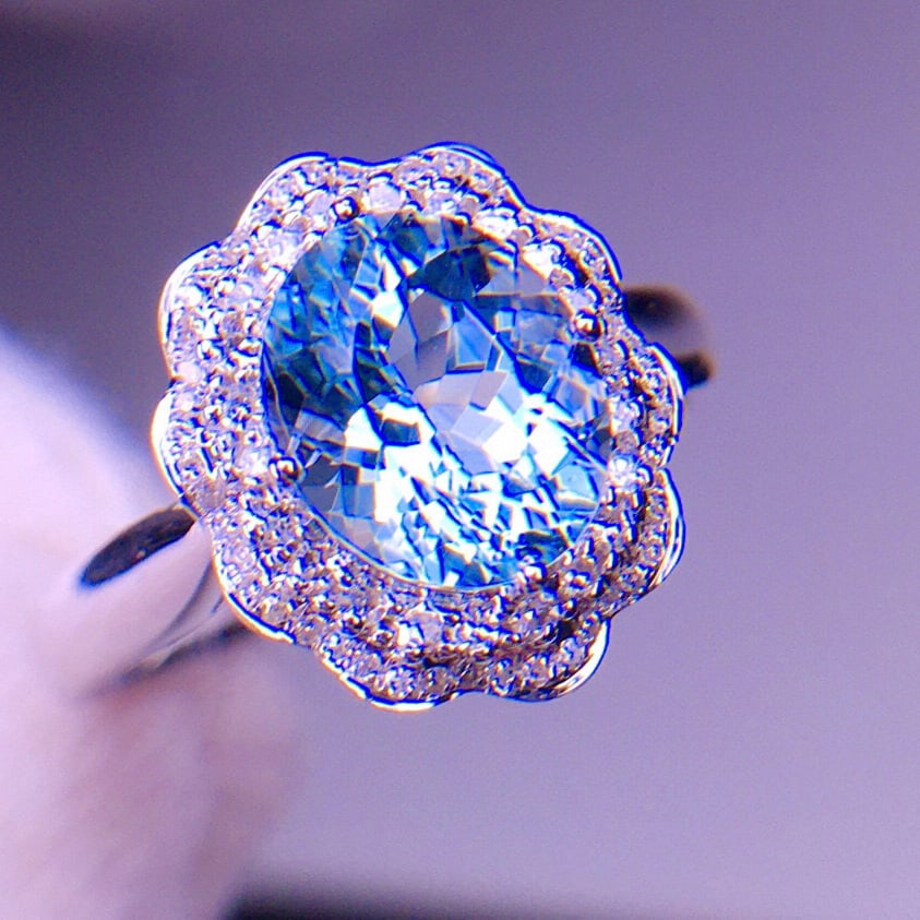 14k Gold 2.6 Ct Natural Aquamarine & Diamond Ring - 2