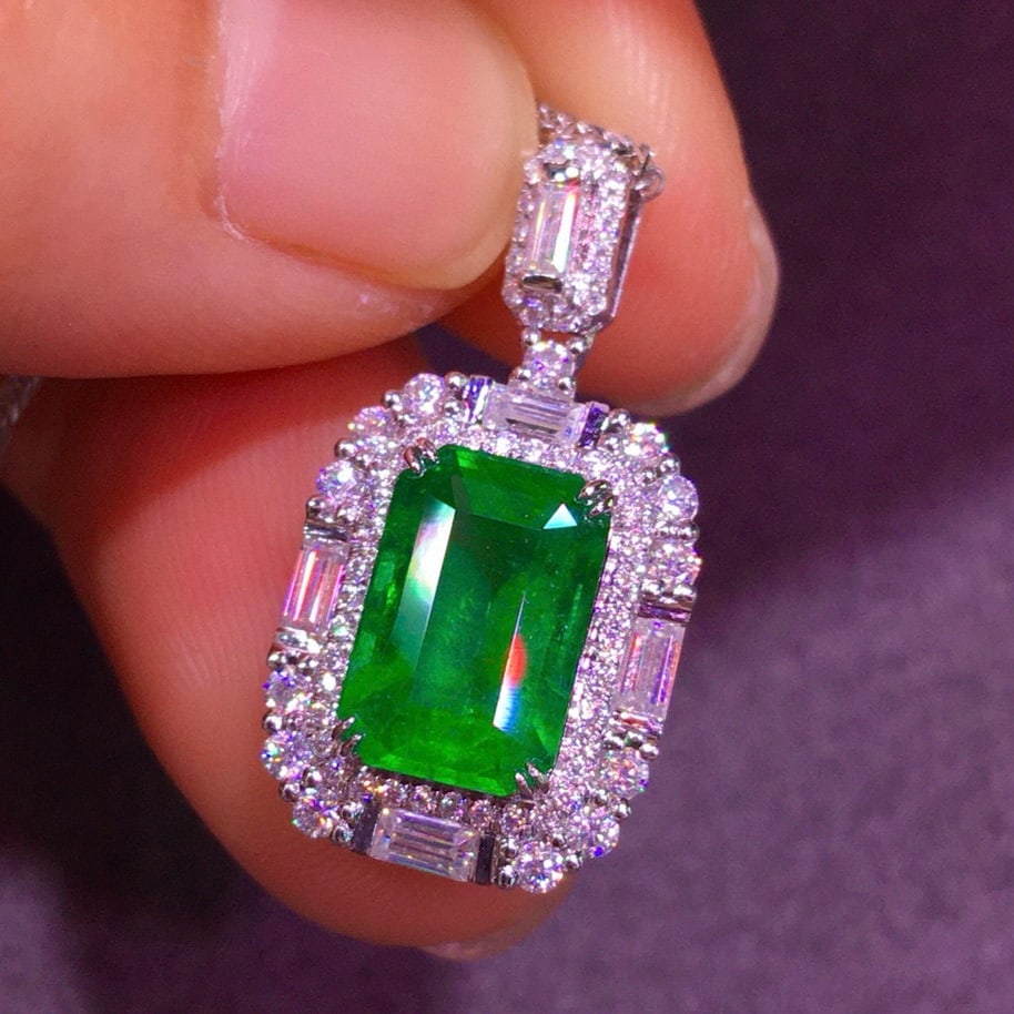 14k Gold 1.89 Ct Natural Emerald & Diamond Pendant( Without Chain ) - 3