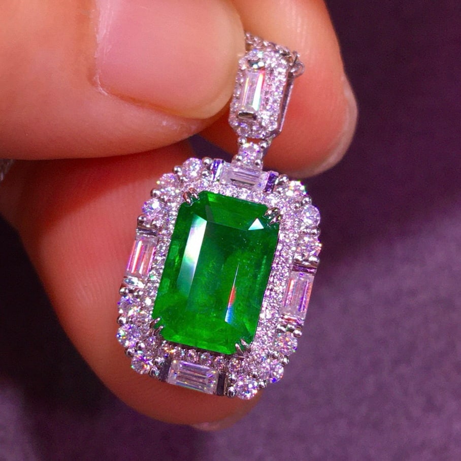 14k Gold 1.89 Ct Natural Emerald & Diamond Pendant( Without Chain ) - 5