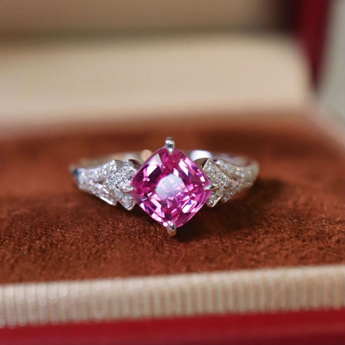 14k Gold 1.11 Ct Natural Sapphire & Diamond Ring: Ref:231029074 // gold content:14k gold // ring size:7. 25us // // main gemstone:sapphire // shape:cushion // carat weight:1. 11ct // color:purplish pink // treatment:natural // // adjacent gemstone 2