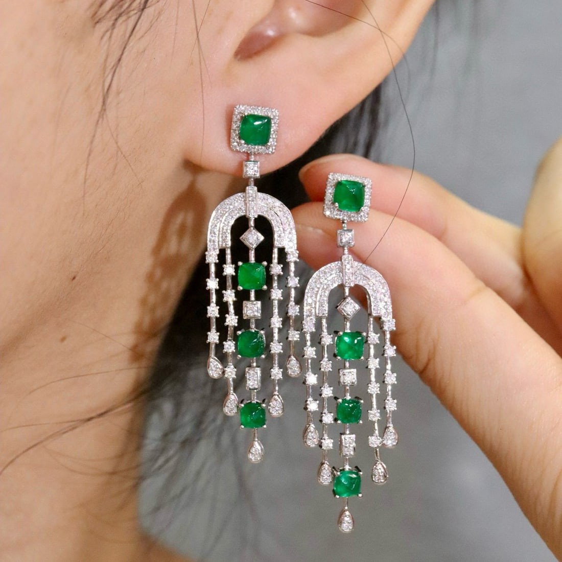 14k Gold 3.70 Ctw Natural Emerald & Diamond Earrings - 3