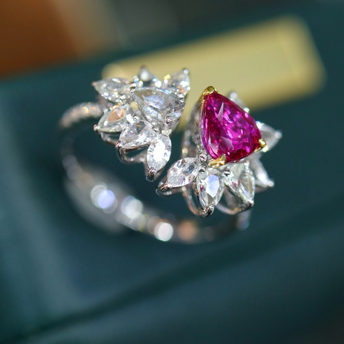 14k Gold 1.11 Ctw Natural Ruby & Diamond Ring - 3
