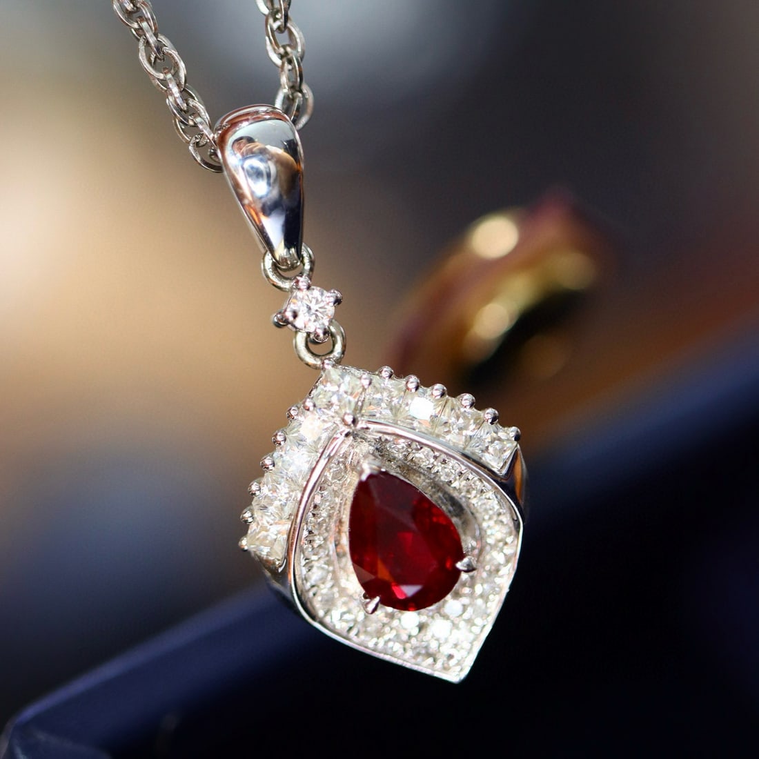 14k Gold 1.19 Ctw Natural Ruby & Diamond Pendant( Without Chain ): Ref:231029101 // gold content:14k gold // main gemstone:ruby // shape:pear // carat weight:1. 03ct // color:red // treatment:natural // cut grade:g // // adjacent gemstone 2 : diamond // shape:round