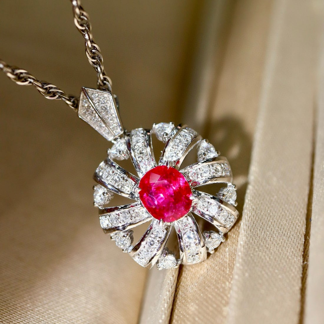 14k Gold 1.51 Ctw Natural Ruby & Diamond Pendant( Without Chain ): Ref:231029103 // gold content:14k gold // main gemstone:ruby // shape:oval // carat weight:1. 02ct // color:red // treatment:natural // cut grade:g // // adjacent gemstone 2 : diamond // shape:round