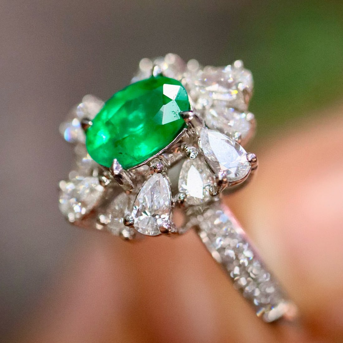 14k Gold 1.78 Ctw Natural Emerald & Diamond Ring - 3