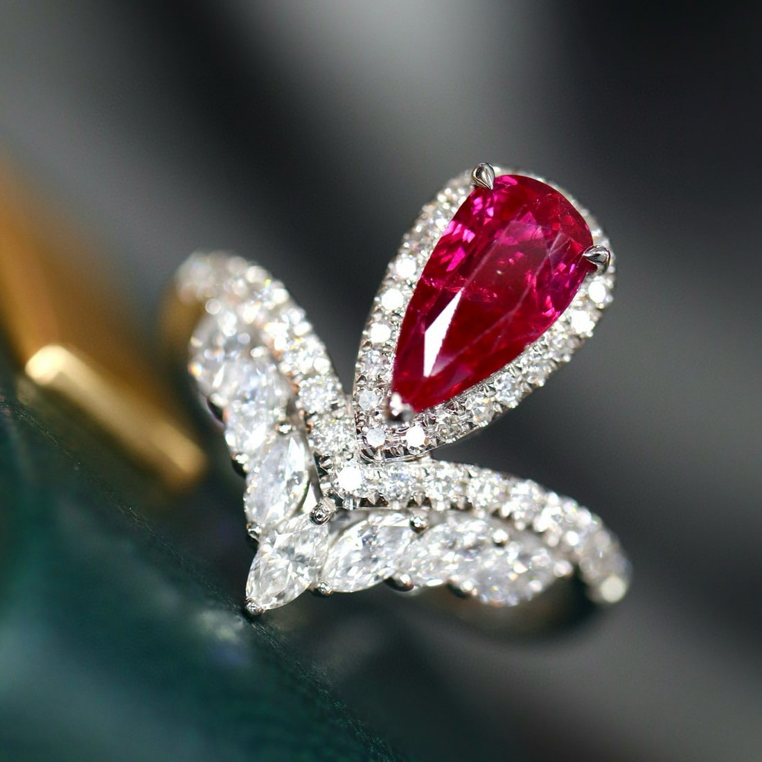 14k Gold 1.32 Ctw Natural Ruby & Diamond Ring - 4