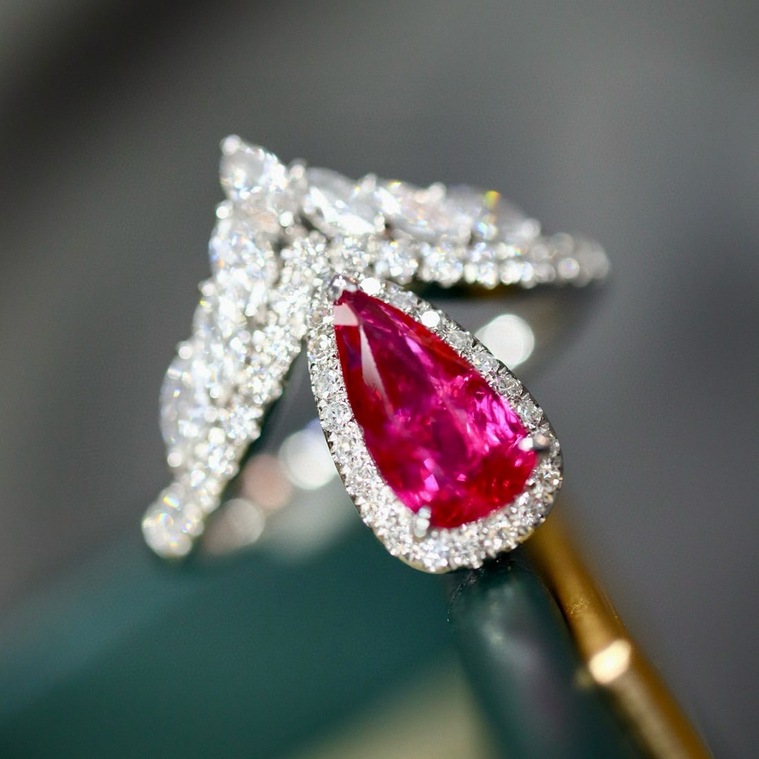 14k Gold 1.32 Ctw Natural Ruby & Diamond Ring - 6