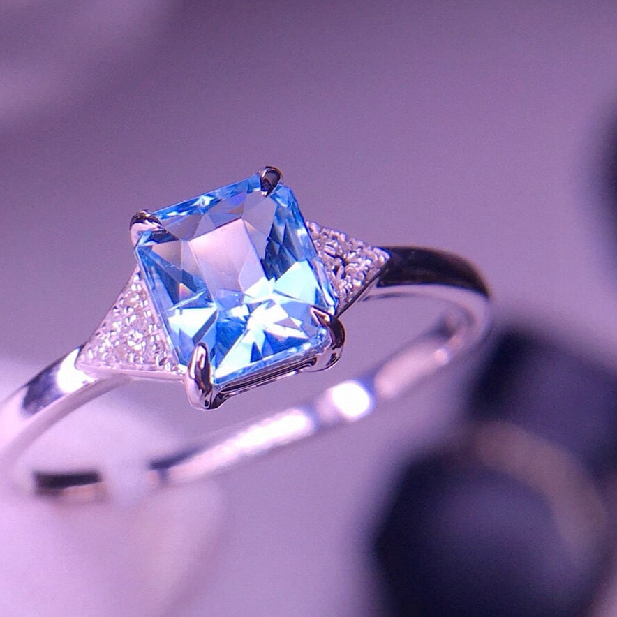 14k Gold 1.3 Ct Natural Aquamarine & Diamond Ring - 7