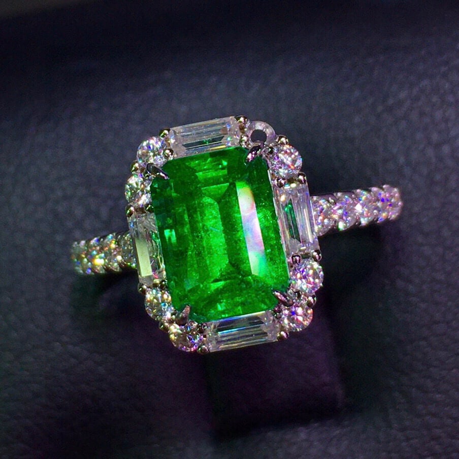 14k Gold 1.56 Ct Natural Emerald & Diamond Ring - 2