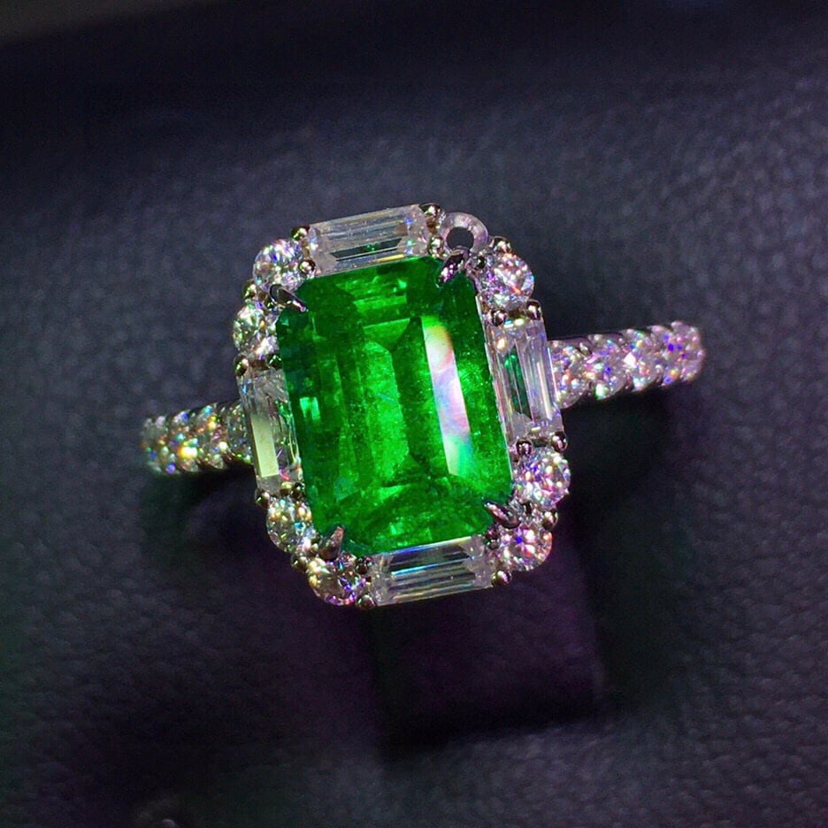 14k Gold 1.56 Ct Natural Emerald & Diamond Ring - 4