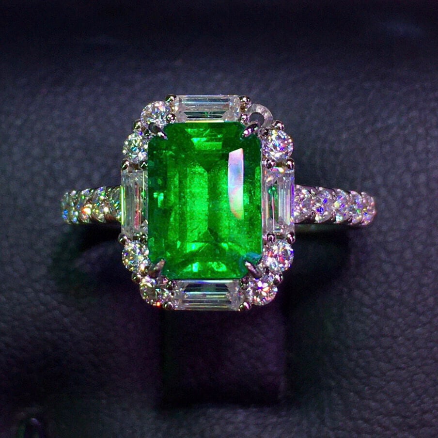 14k Gold 1.56 Ct Natural Emerald & Diamond Ring - 6