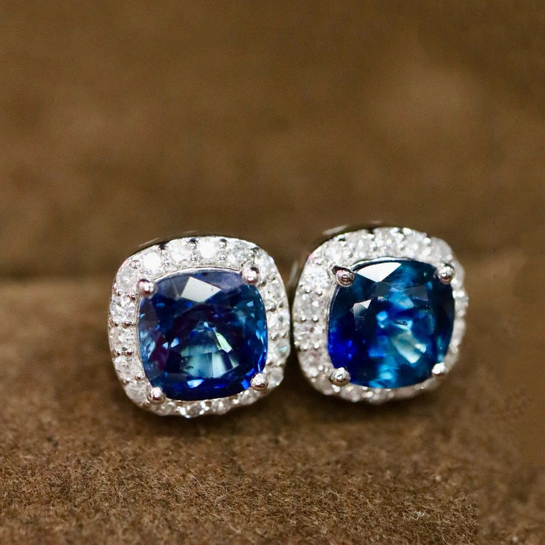 14k Gold 2.26 Ctw Natural Sapphire & Diamond Earrings - 4