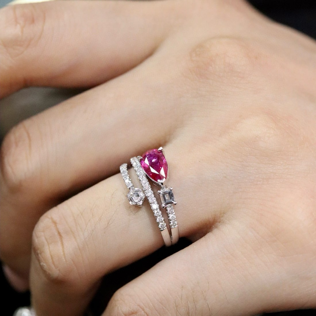 14k Gold 1.25 Ctw Natural Ruby & Diamond Ring - 2