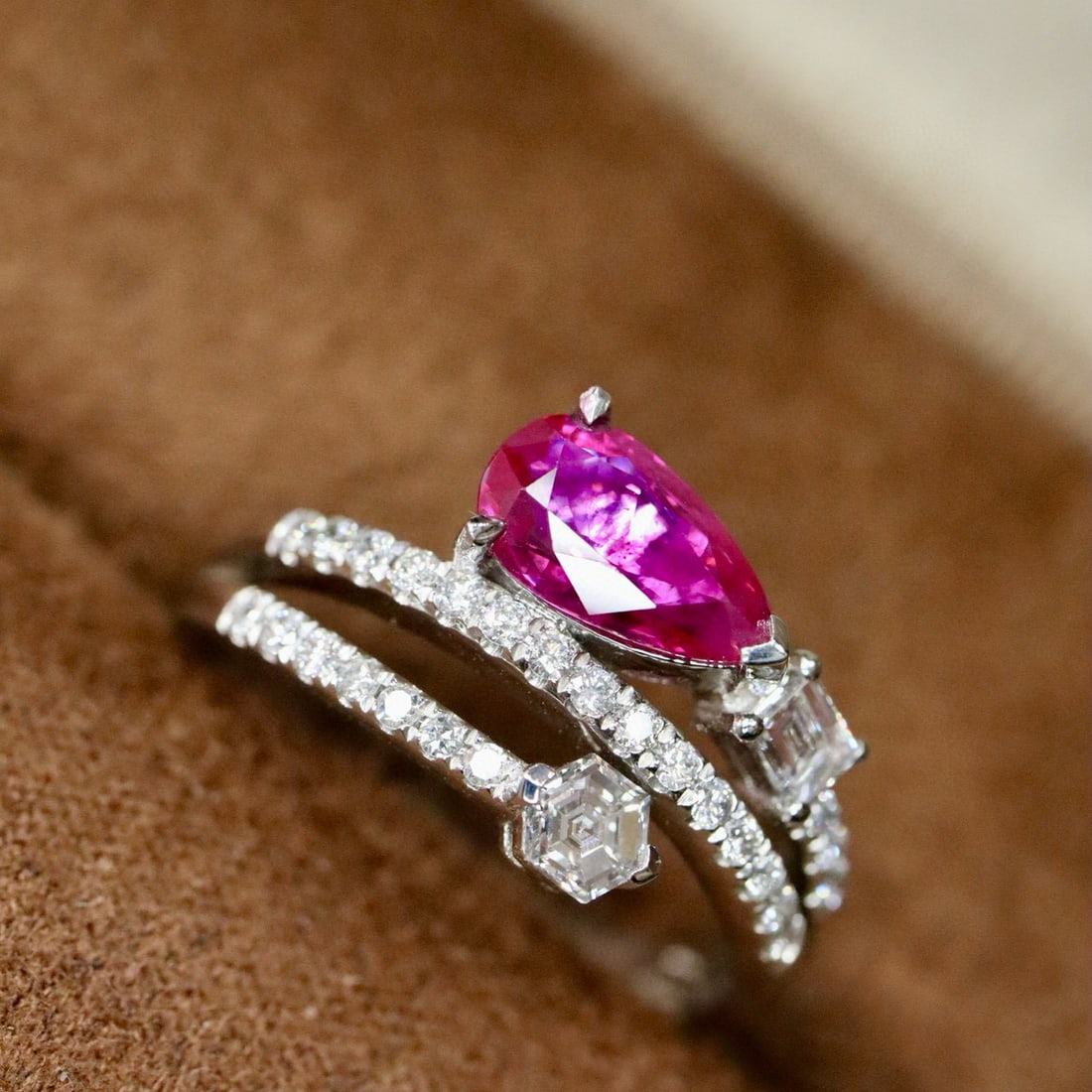 14k Gold 1.25 Ctw Natural Ruby & Diamond Ring - 3
