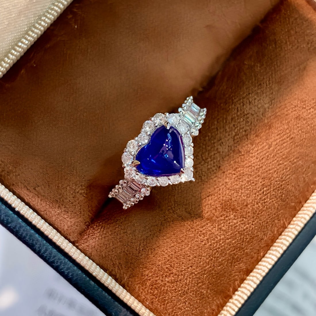 14k Gold 2.19 Ctw Natural Sapphire & Diamond Ring: Ref:231029146 // gold content:14k gold // ring size:7. 25us // // main gemstone:sapphire // shape:heart // carat weight:1. 61ct // color:blue // treatment:natural // cut grade:g // // adjacent