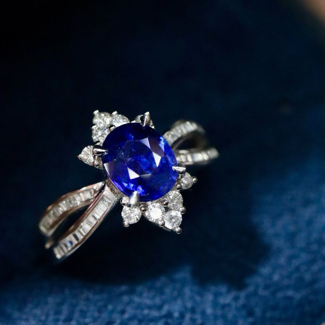 14k Gold 1.77 Ctw Natural Sapphire & Diamond Ring - 3