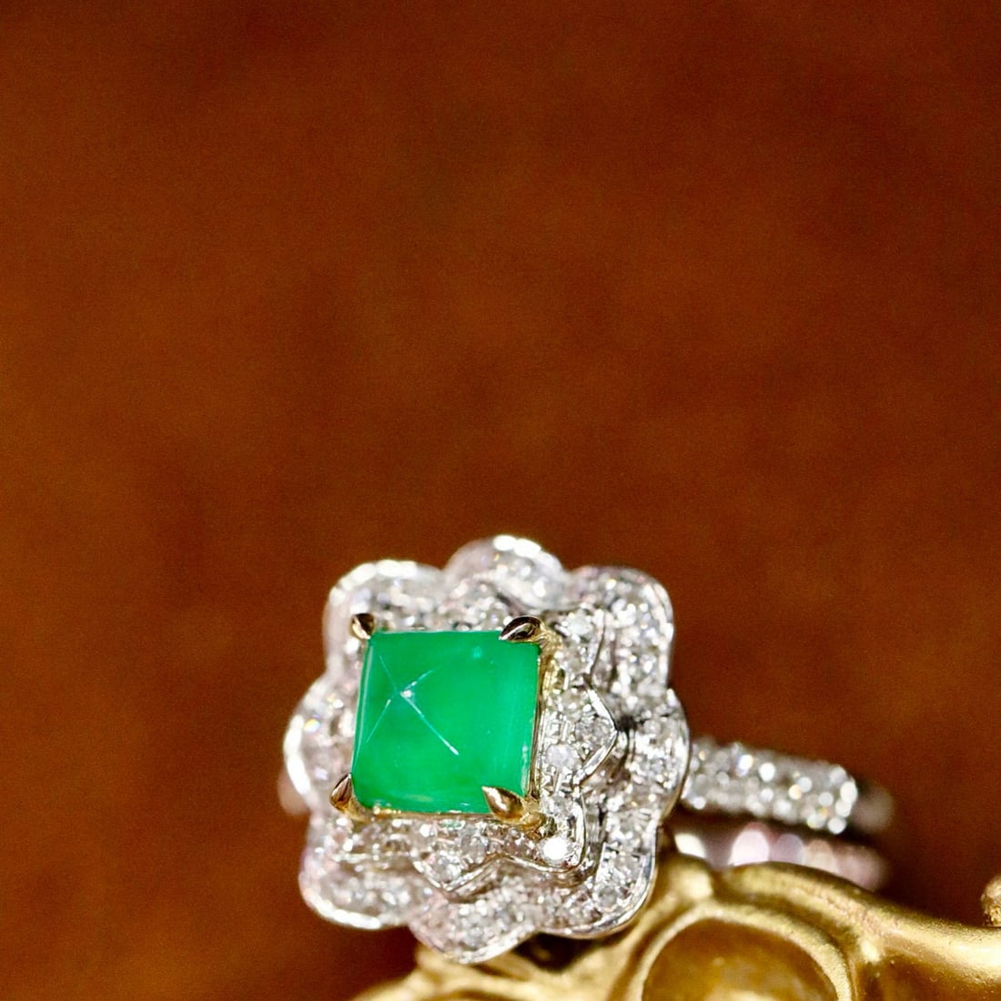 14k Gold 0.98 Ctw Natural Emerald & Diamond Ring - 3