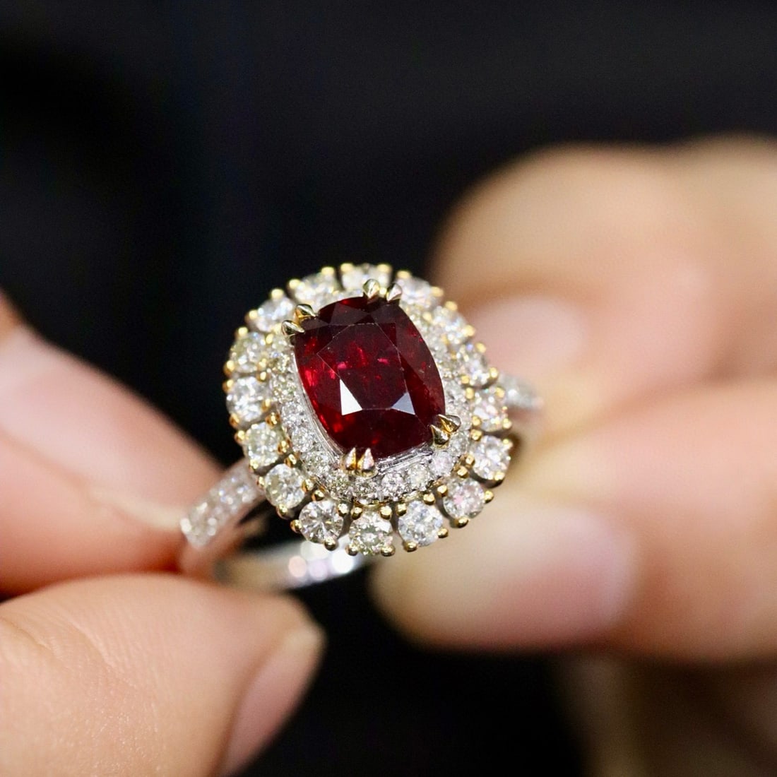 14k Gold 2.34 Ctw Natural Ruby & Diamond Ring - 2