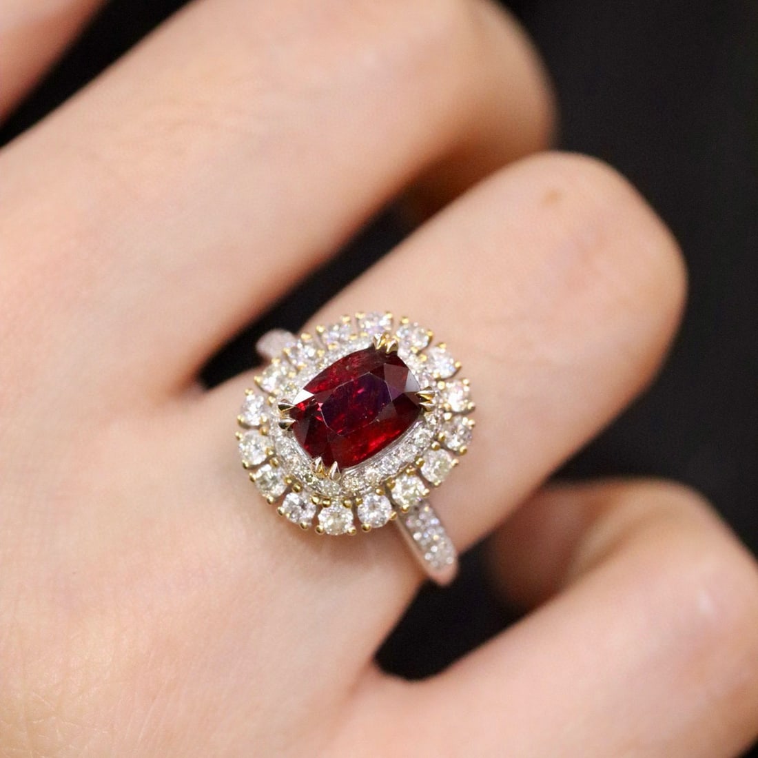 14k Gold 2.34 Ctw Natural Ruby & Diamond Ring - 6