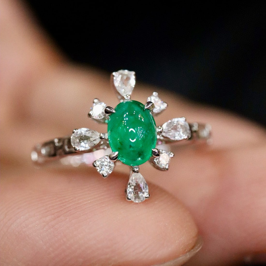 14k Gold 0.66 Ctw Natural Emerald & Diamond Ring - 3