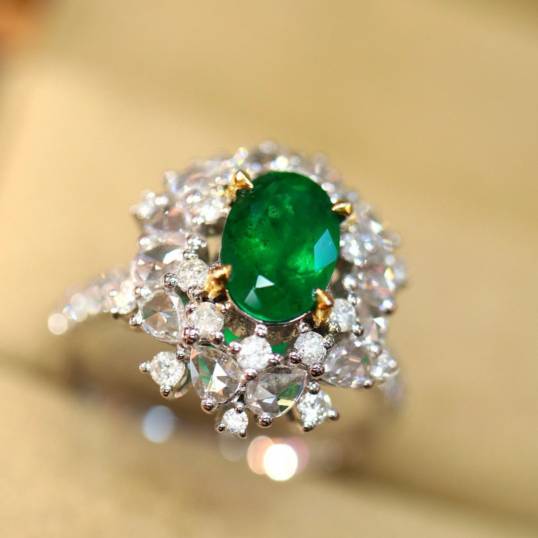 14k Gold 2.31 Ctw Natural Emerald & Diamond Ring - 2